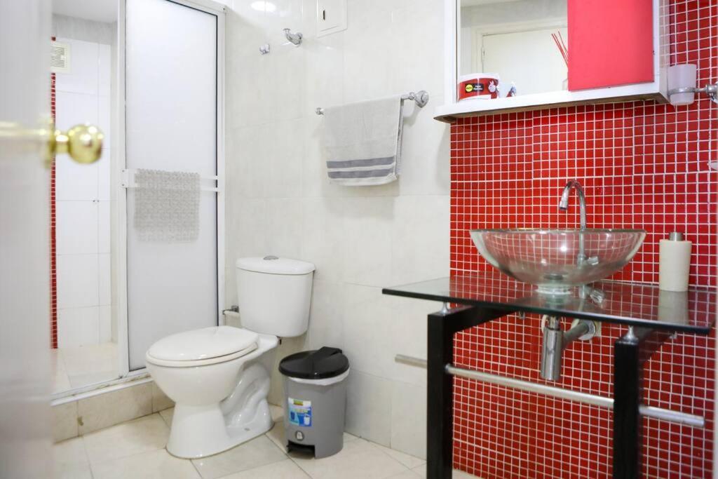 Moderno Privado Con Piscina Apartamento *