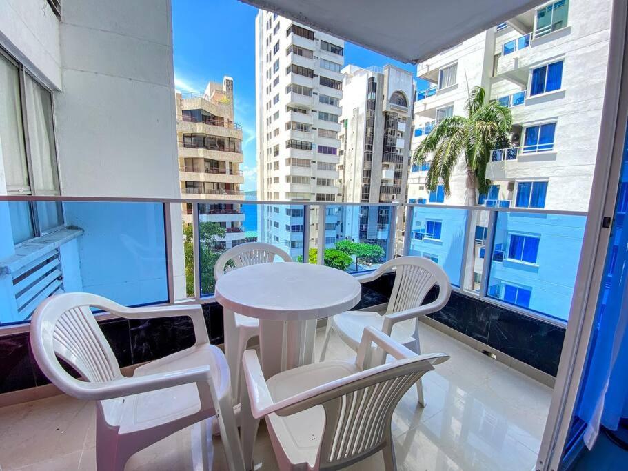 Moderno Privado Con Piscina Apartamento *